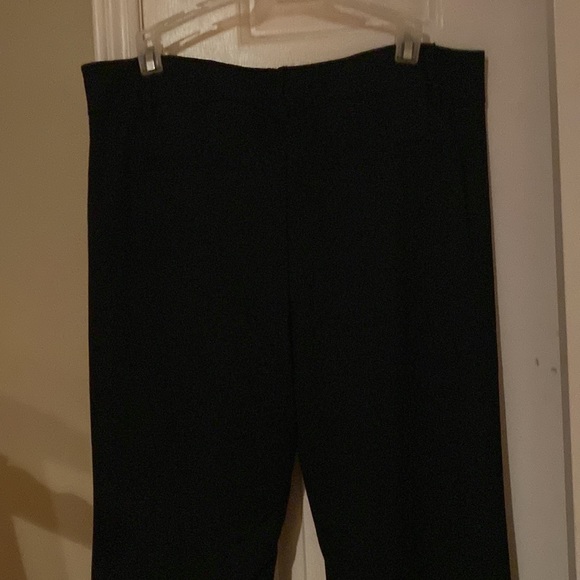 Black wide bottom Dress pants never worn - Picture 3 of 4